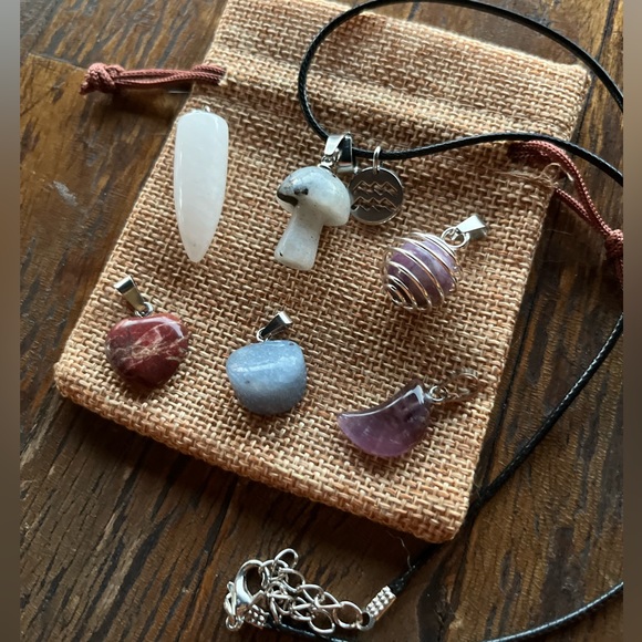 Crystals for Aquarius! Labradorite Lepidolite  Amethyst Blue Aventurine Quartz - Picture 2 of 3